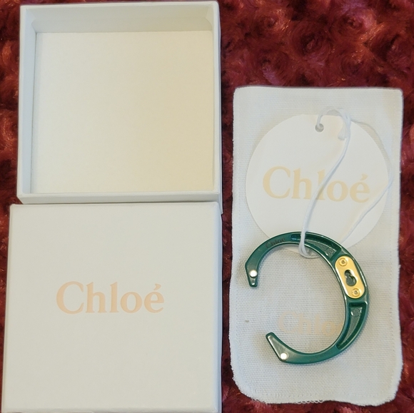 โ๏ธ CHLOE LETTER " C " โ๏ธ - Picture 3 of 9